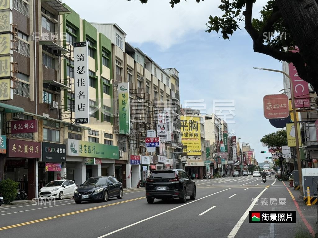 東寧路熱鬧金店面房屋室內格局與周邊環境