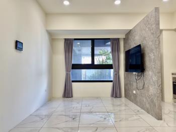 亞灣區雙面採光兩房車位