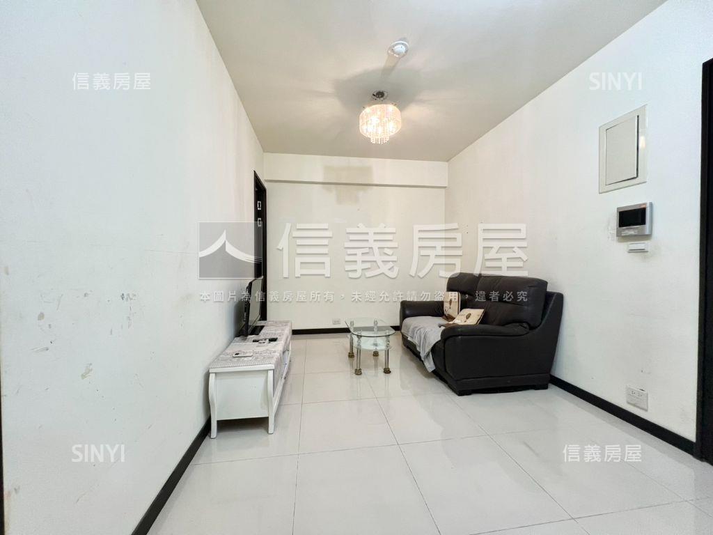 江翠捷運第一天廈景觀兩房房屋室內格局與周邊環境