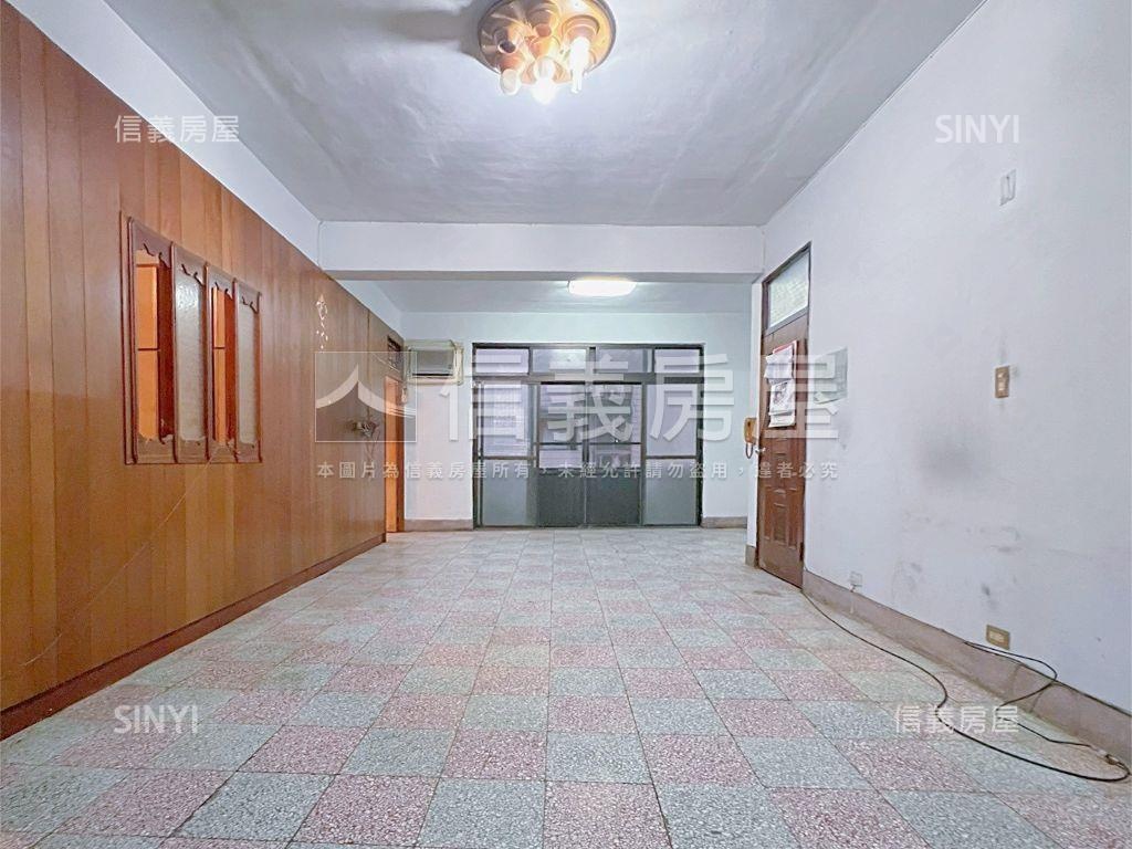 正忠孝東路大空間釋出房屋室內格局與周邊環境