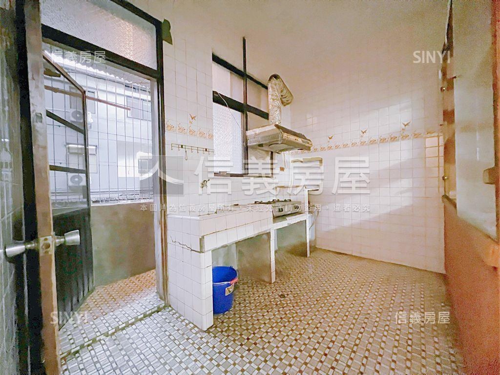 正忠孝東路大空間釋出房屋室內格局與周邊環境