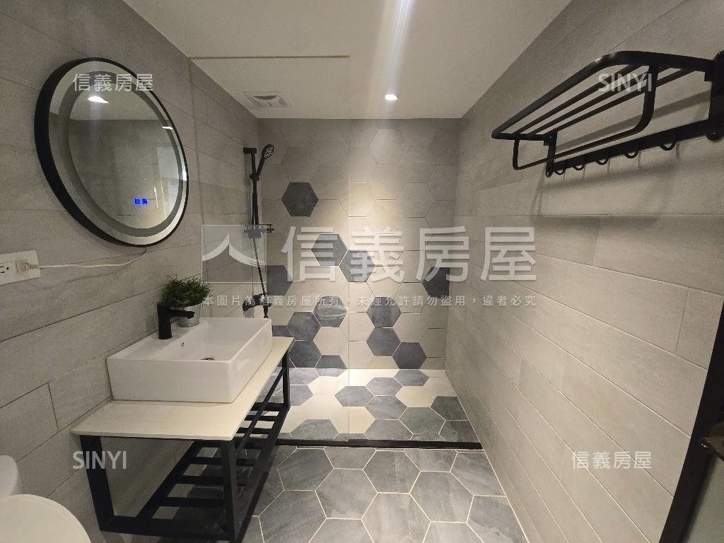 ㊖大業國中美三房附車位房屋室內格局與周邊環境