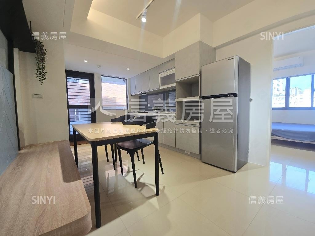 ㊖大業國中美三房附車位房屋室內格局與周邊環境