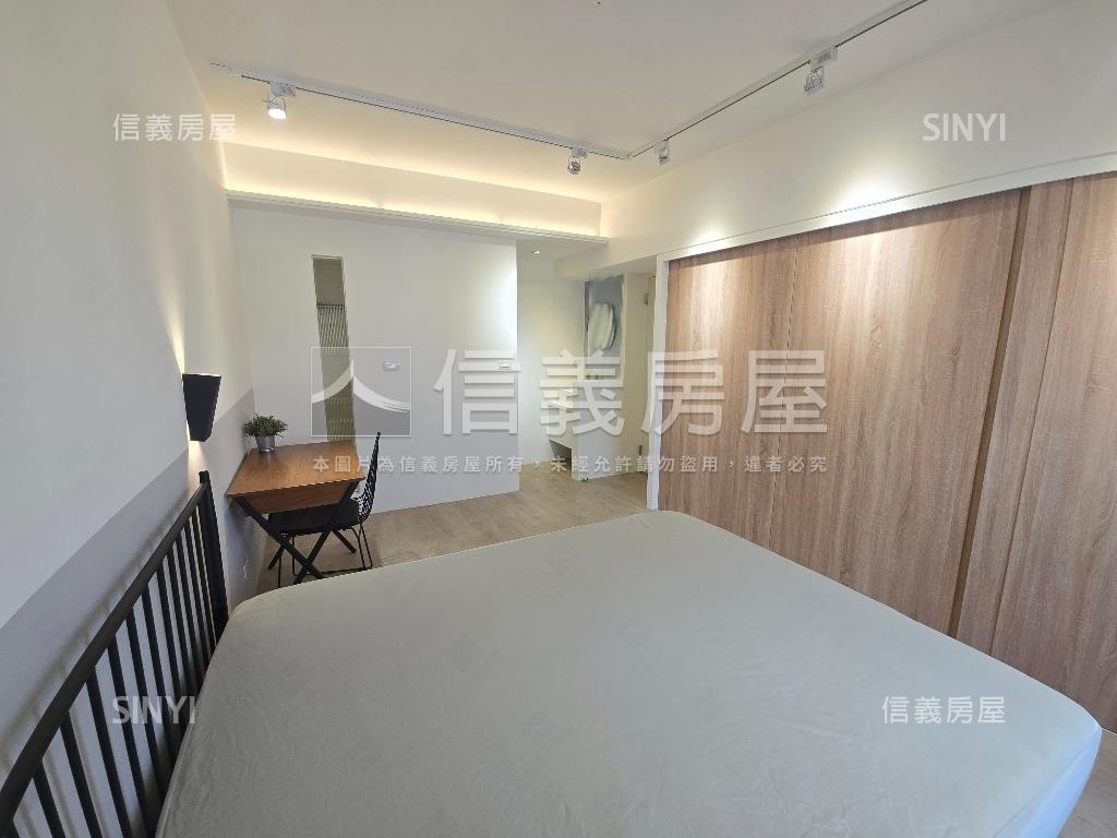 ㊖大業國中美三房附車位房屋室內格局與周邊環境