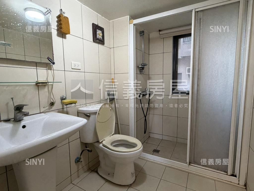 近八期震後四房高樓視野戶房屋室內格局與周邊環境