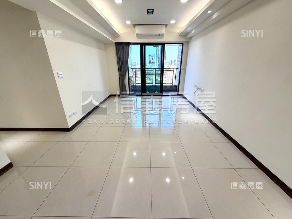 佳泰大崇德高樓三房平車房屋室內格局與周邊環境