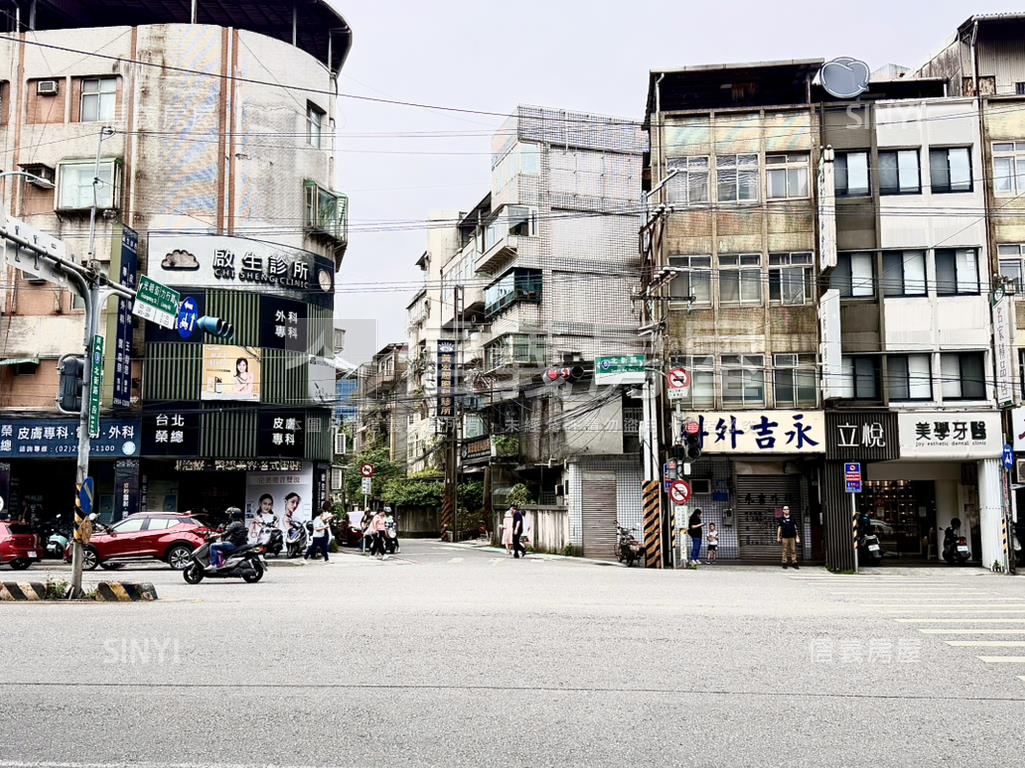 首購新店光明街２樓美寓房屋室內格局與周邊環境