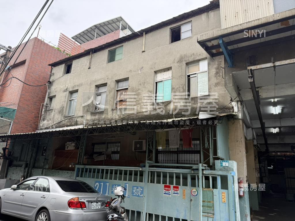 化成近捷運透天廠房房屋室內格局與周邊環境