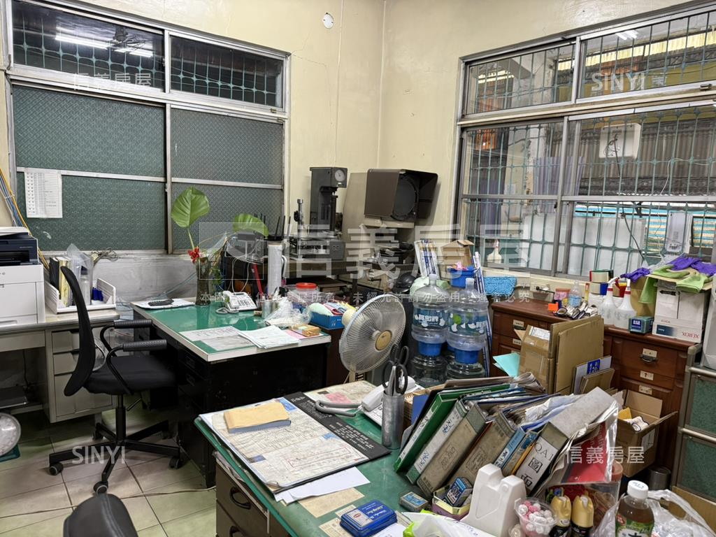 化成近捷運透天廠房房屋室內格局與周邊環境