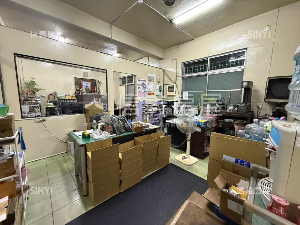 化成近捷運透天廠房房屋室內格局與周邊環境