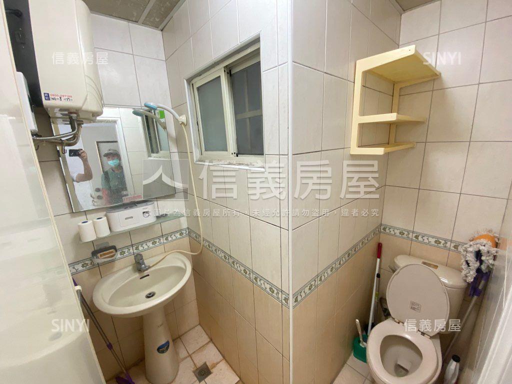 專任北區大面寬臨活路透天房屋室內格局與周邊環境