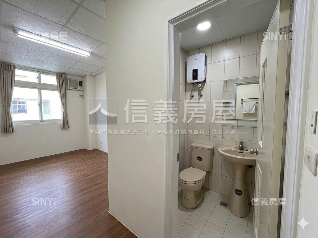 專任北區大面寬臨活路透天房屋室內格局與周邊環境