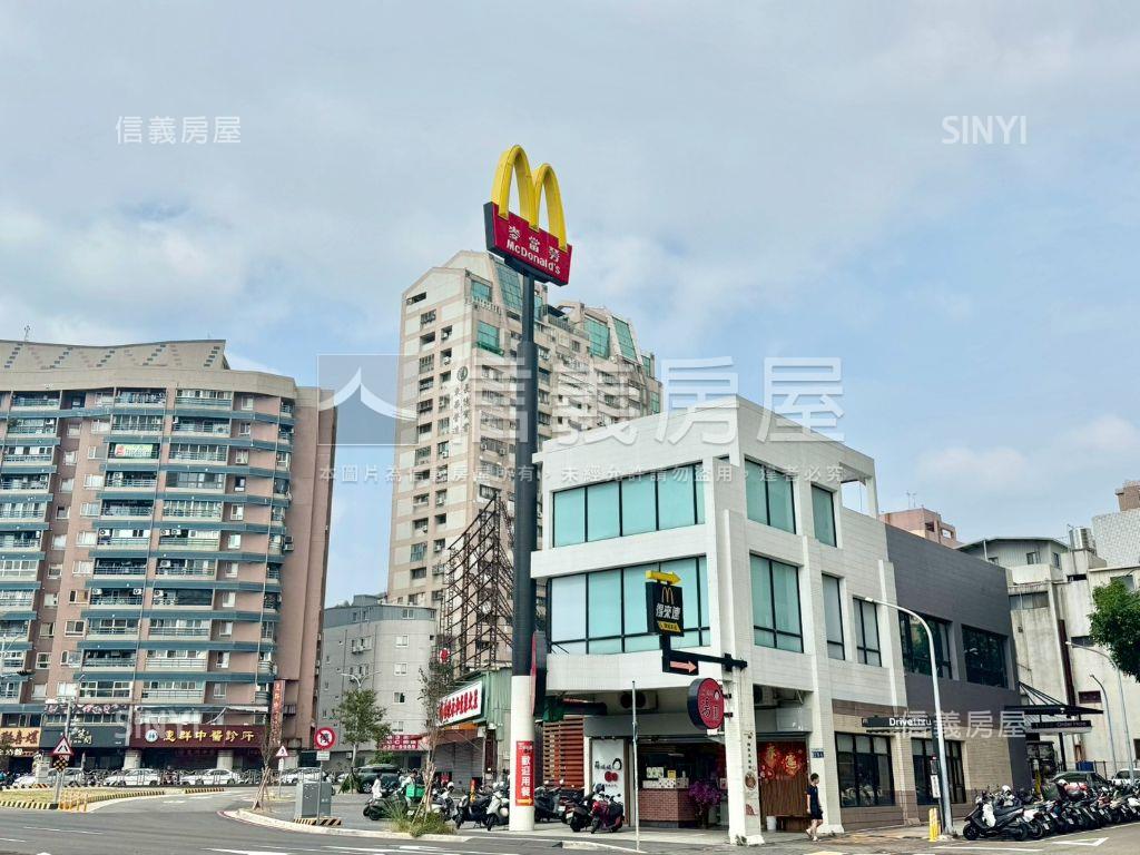 專任北區大面寬臨活路透天房屋室內格局與周邊環境