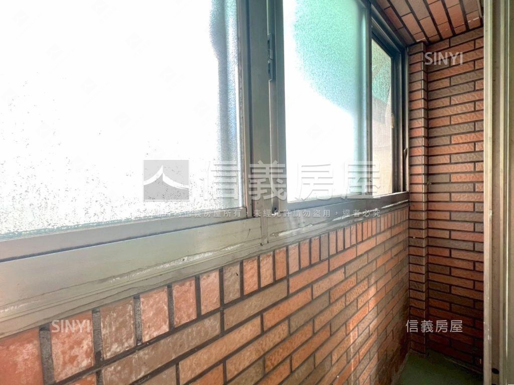 安成街商圈熱鬧電梯美屋房屋室內格局與周邊環境
