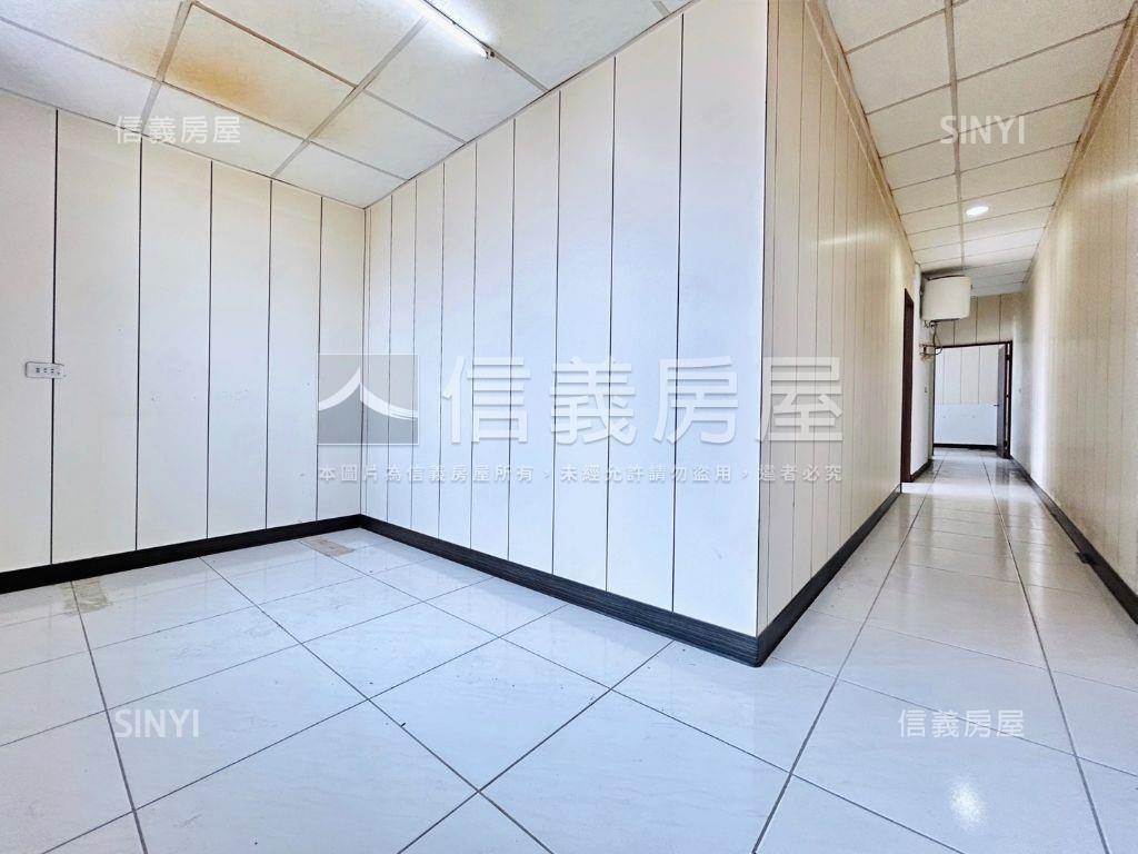 近中央公園旁稀有透天房屋室內格局與周邊環境