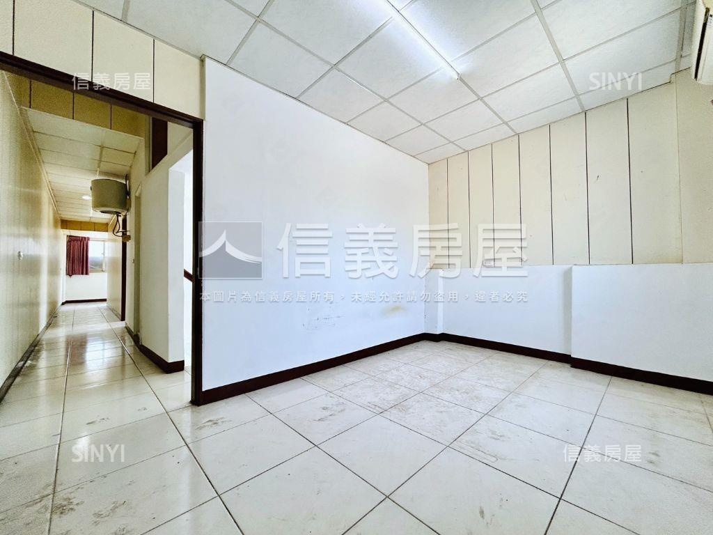 近中央公園旁稀有透天房屋室內格局與周邊環境