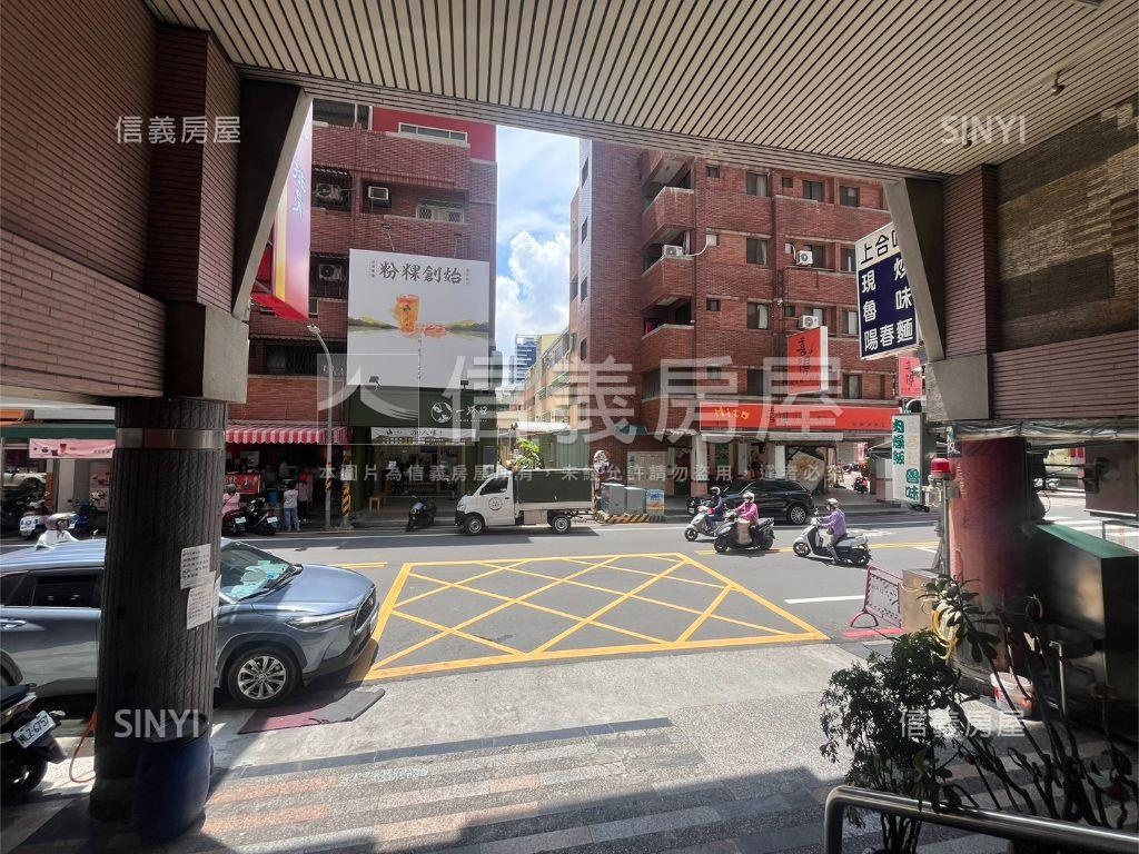 ✦健康三街✦富邑美大三房房屋室內格局與周邊環境