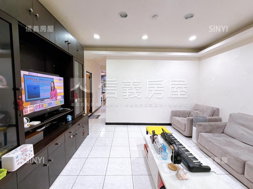 中山路美妝四樓房屋室內格局與周邊環境