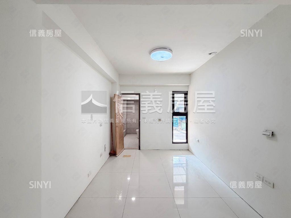 全新裝潢·一樓公寓有車庫房屋室內格局與周邊環境