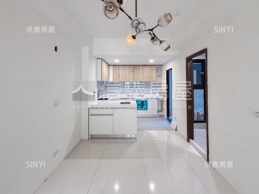 全新裝潢·一樓公寓有車庫房屋室內格局與周邊環境