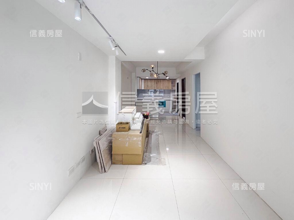 全新裝潢·一樓公寓有車庫房屋室內格局與周邊環境