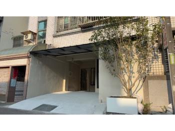 全新裝潢·一樓公寓有車庫