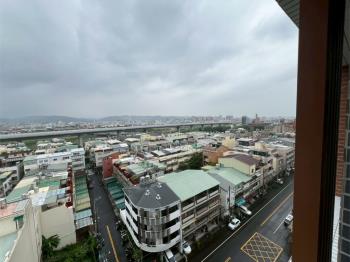 聚羨岱美視野雙平車位可看