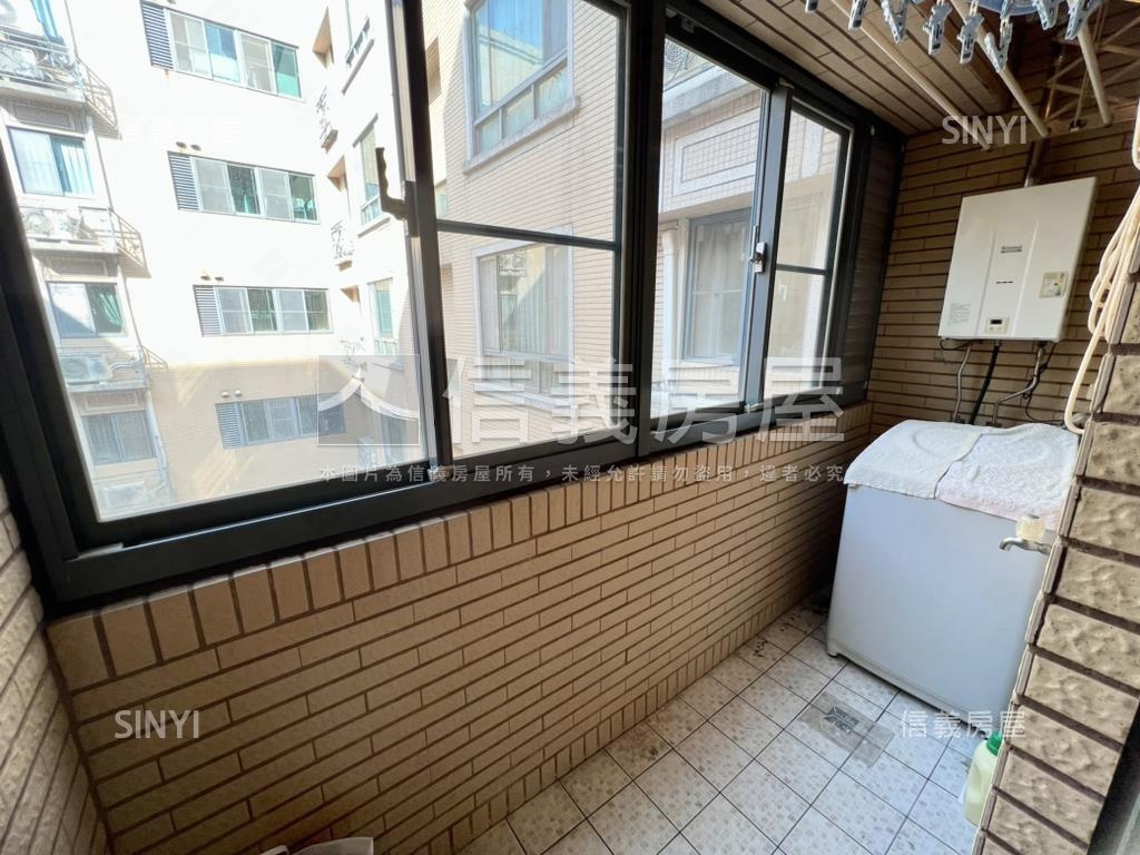 寶佳桂冠朝西南高樓大三房房屋室內格局與周邊環境