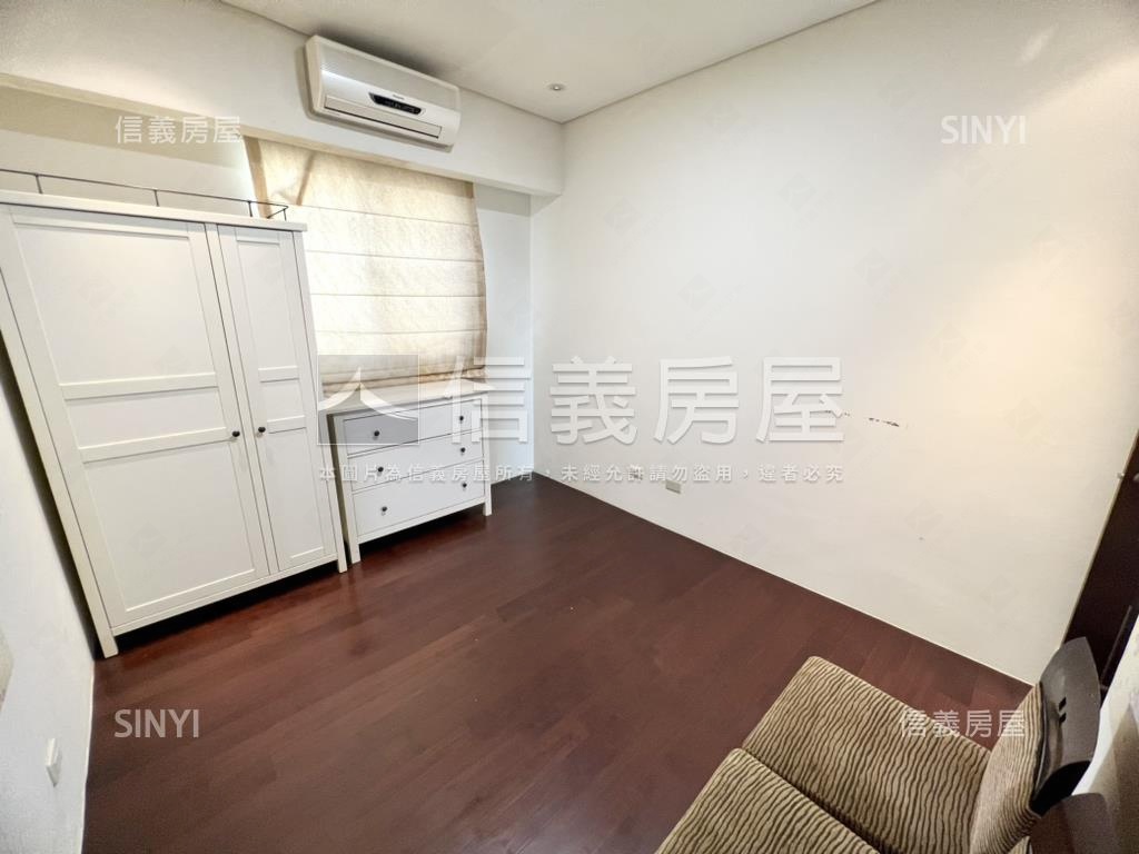 寶佳桂冠朝西南高樓大三房房屋室內格局與周邊環境