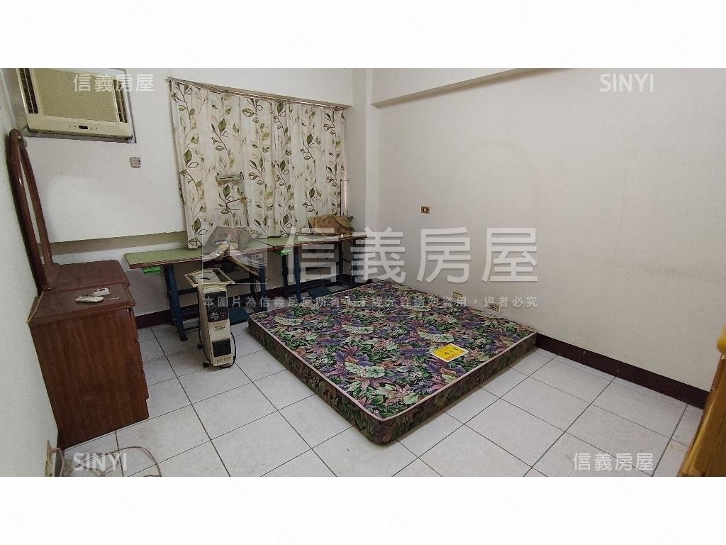 甜蜜家園三房車位房屋室內格局與周邊環境