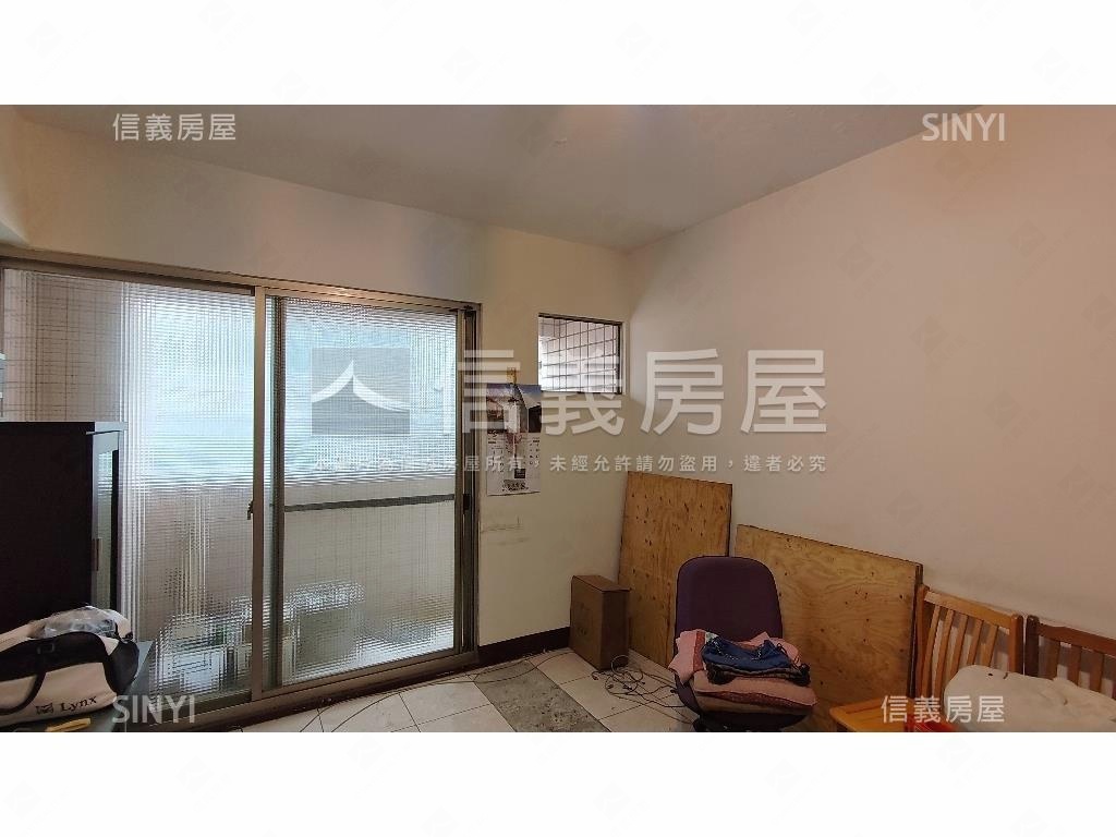 甜蜜家園三房車位房屋室內格局與周邊環境