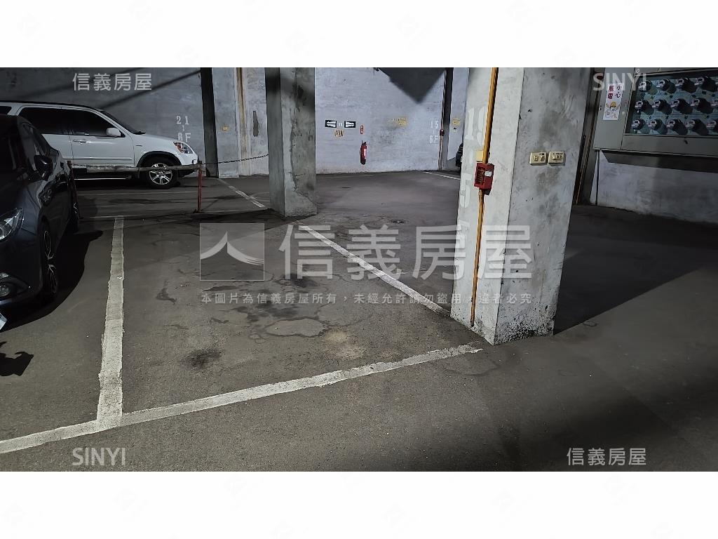 甜蜜家園三房車位房屋室內格局與周邊環境