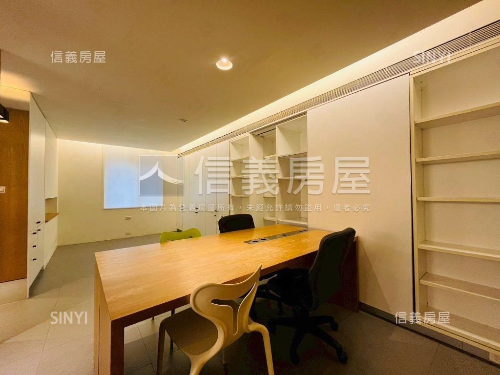［專任］御林園質感３樓房屋室內格局與周邊環境