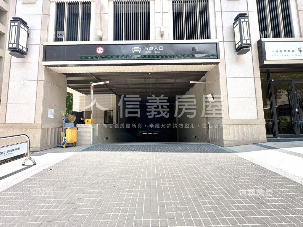 等您！南屯採光戶二房平車房屋室內格局與周邊環境