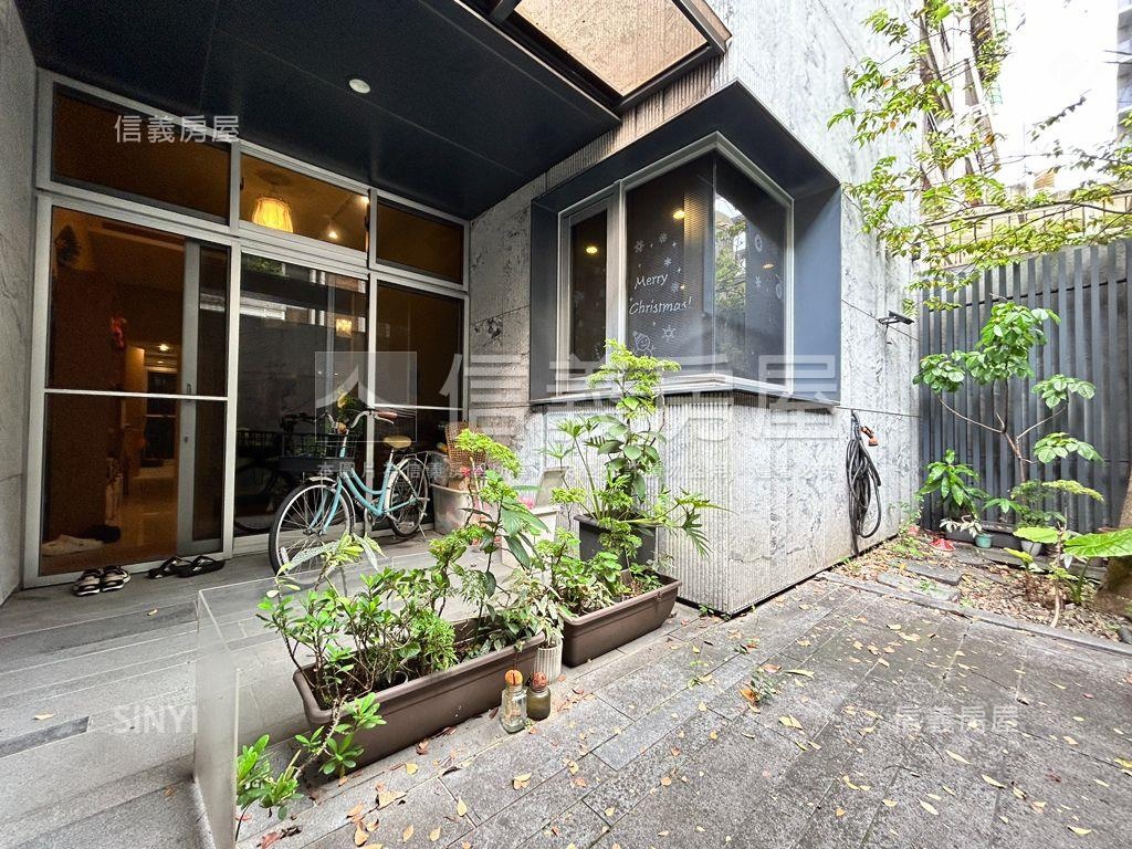 雙敦·深白質感綠蔭一樓房屋室內格局與周邊環境