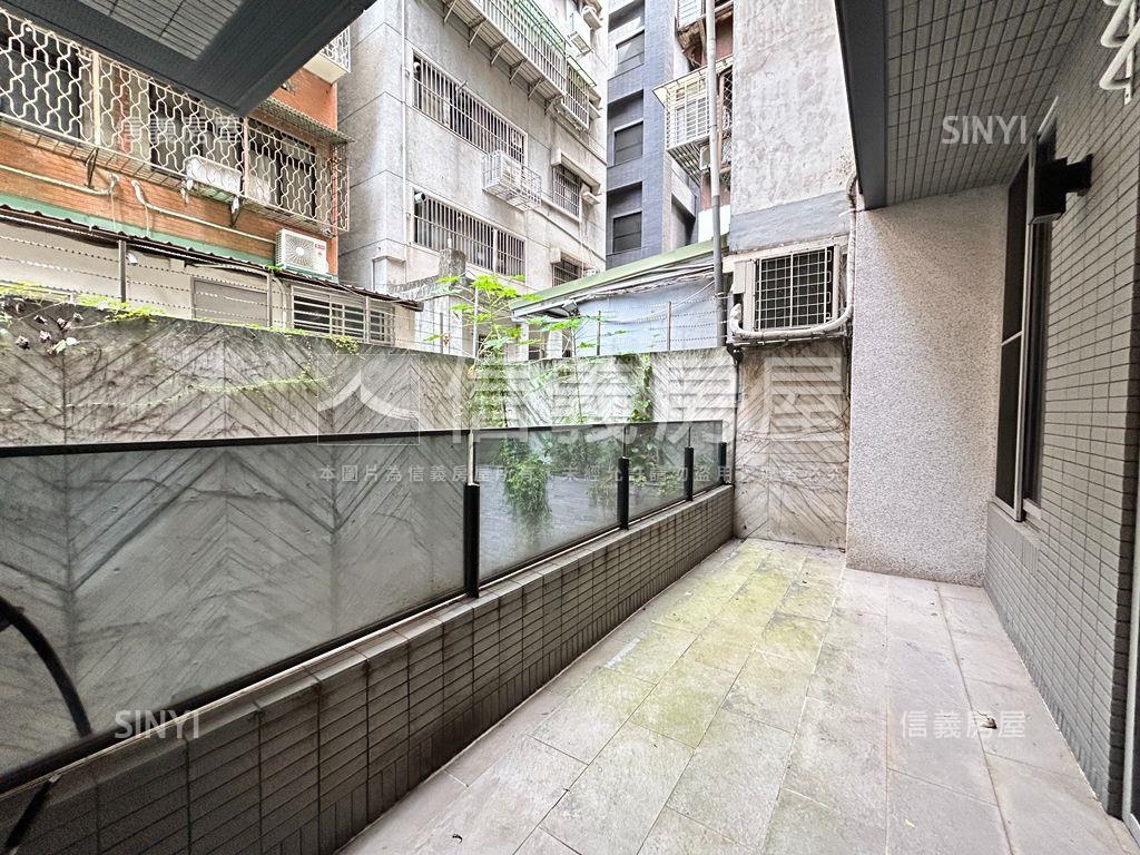 雙敦·深白質感綠蔭一樓房屋室內格局與周邊環境