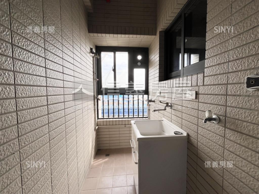 勝興豐境美高樓兩房平車房屋室內格局與周邊環境