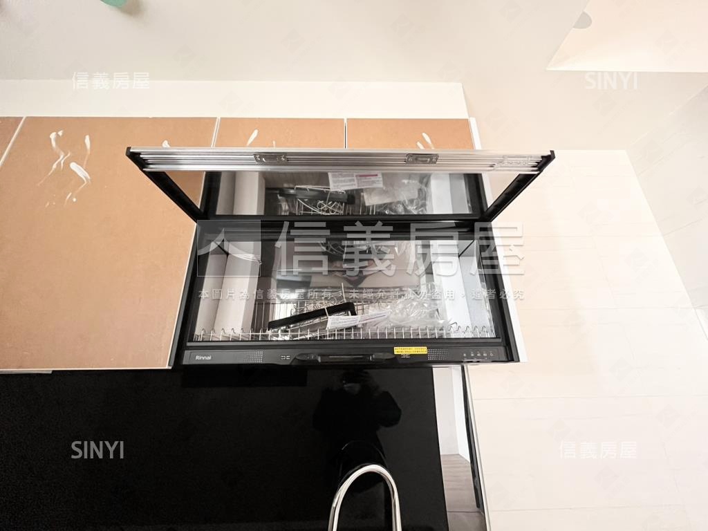 勝興豐境美高樓兩房平車房屋室內格局與周邊環境