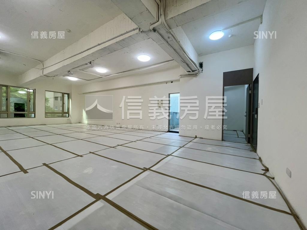 信義安和綠蔭２Ｆ店辦房屋室內格局與周邊環境