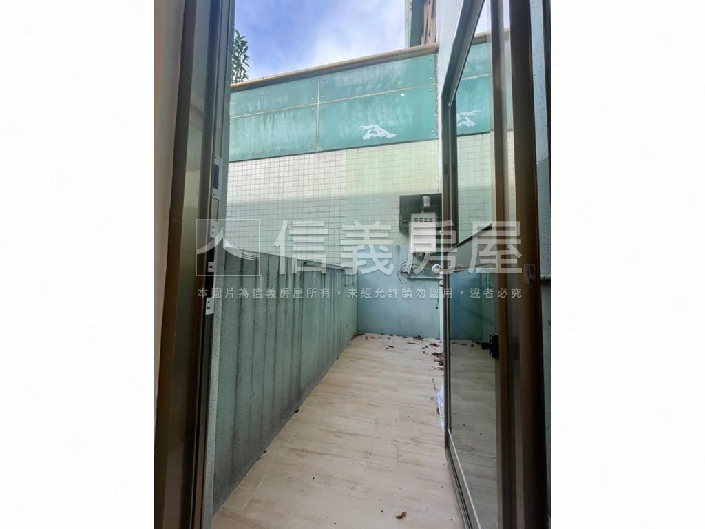 信義安和綠蔭２Ｆ店辦房屋室內格局與周邊環境