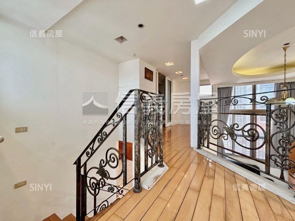 武陵中正樓中樓有車位房屋室內格局與周邊環境