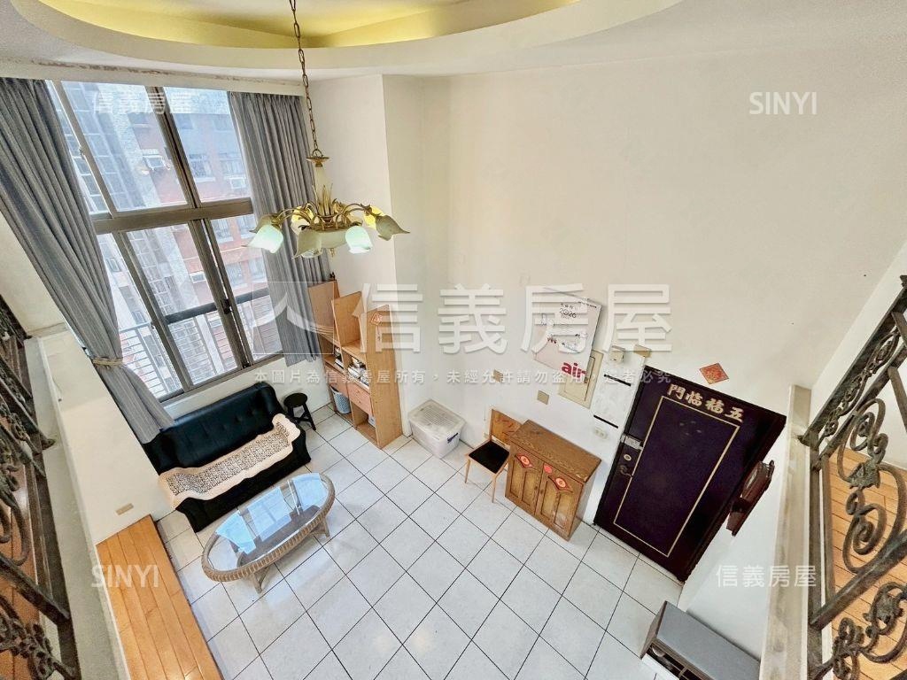 武陵中正樓中樓有車位房屋室內格局與周邊環境