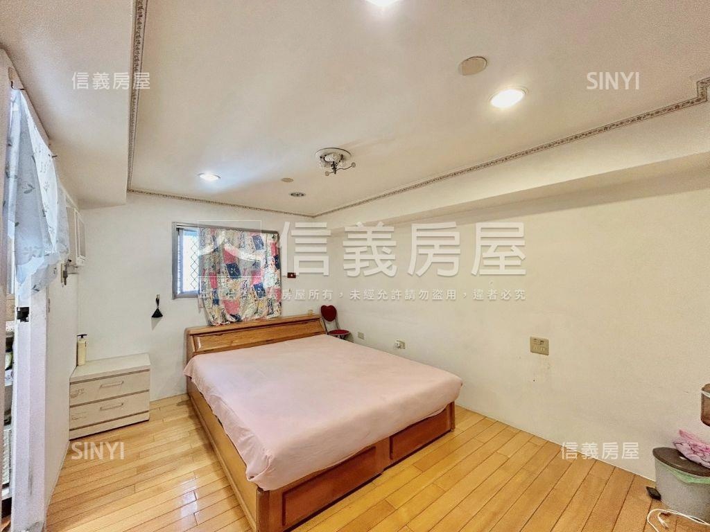 武陵中正樓中樓有車位房屋室內格局與周邊環境