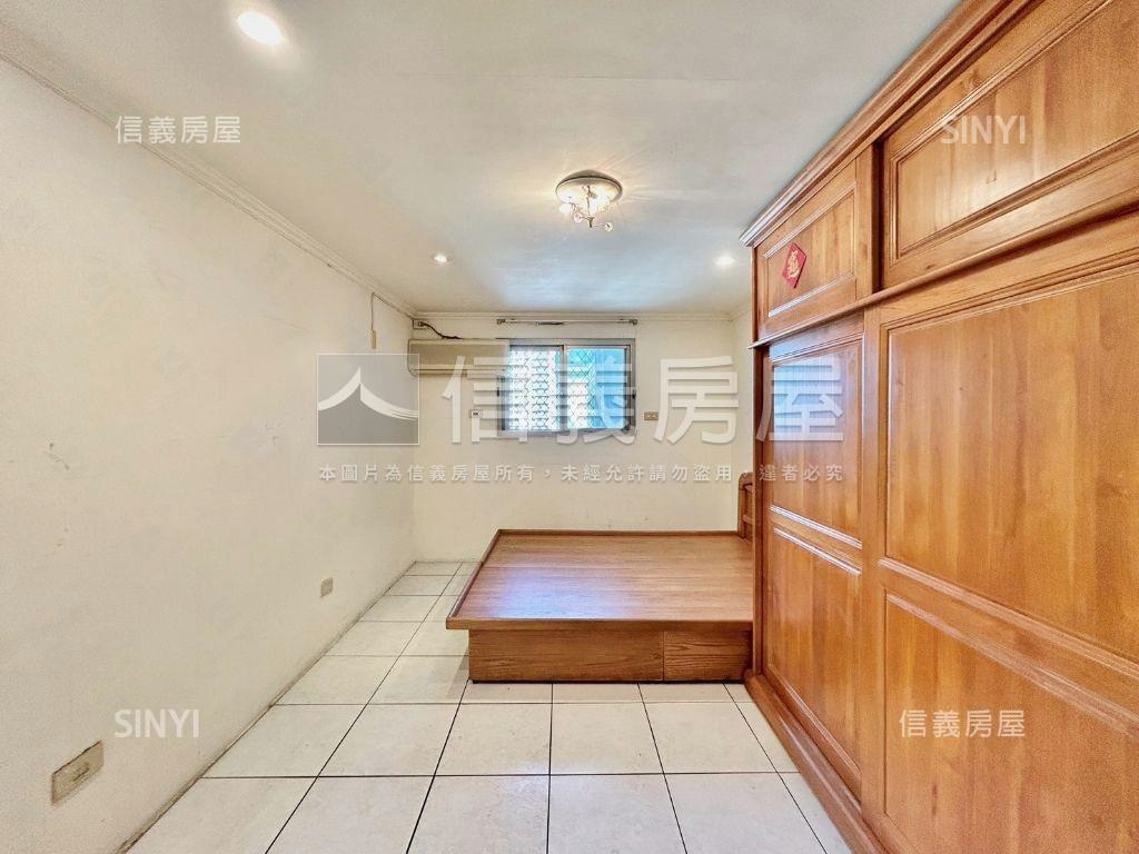 武陵中正樓中樓有車位房屋室內格局與周邊環境