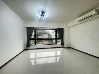 首耀璀璨四房帶車位