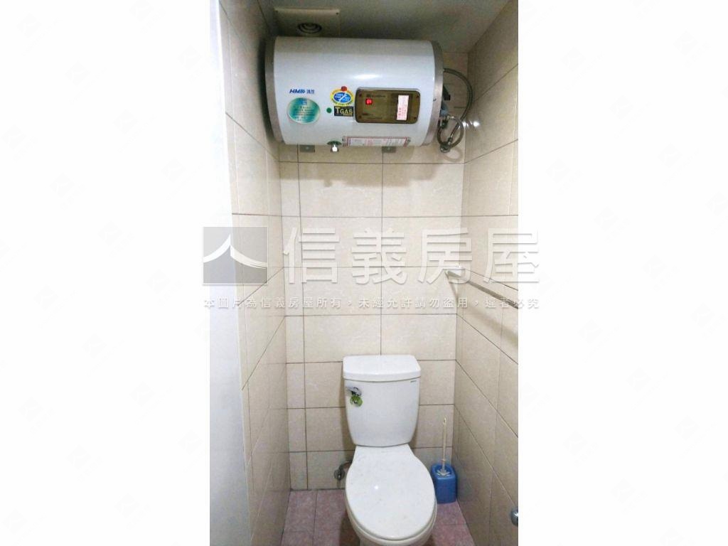 奇岩捷運四套房一樓房屋室內格局與周邊環境