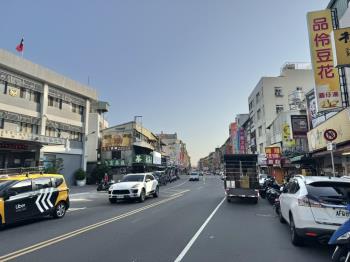 黎明路低總價黃金透店