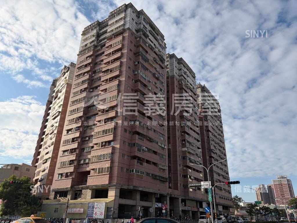 西區五權車站套房房屋室內格局與周邊環境