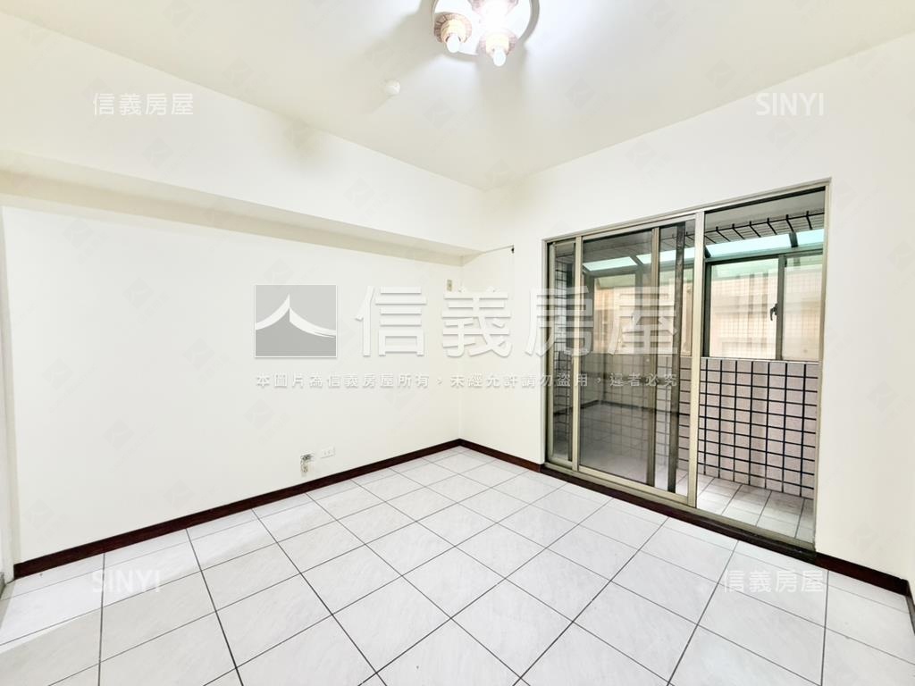 近海山哈佛名第三房車位房屋室內格局與周邊環境