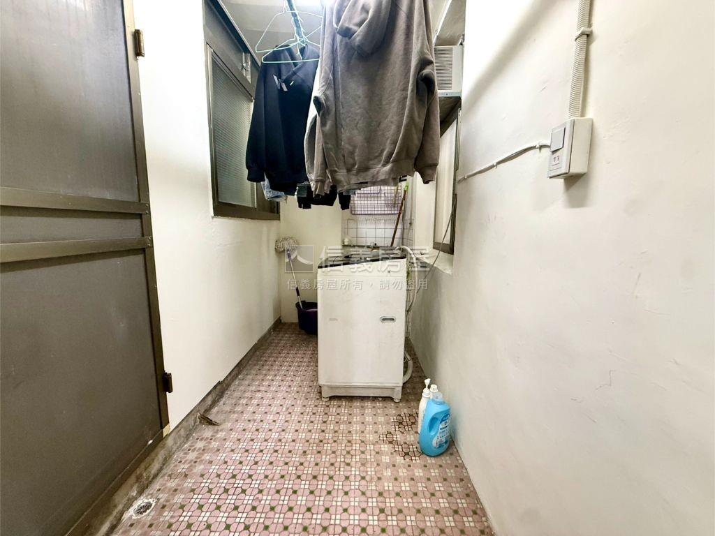 東園街稀有公寓三樓房屋室內格局與周邊環境